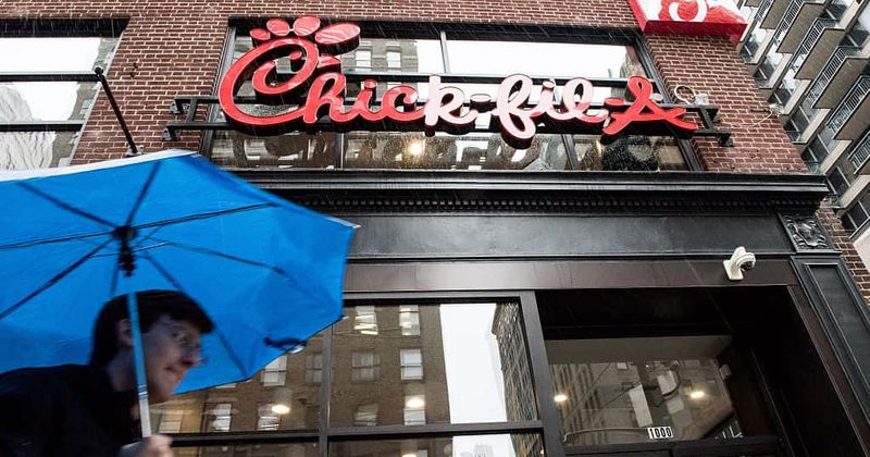 Couple gives birth in Chick-fil-A bathroom; "little nugget" gets a job guarantee and free food for life