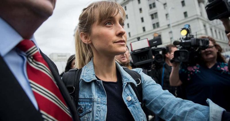 NXIVM sex cult: Seagram heiress among four arrested, additional charges against 'Smallville' star Allison Mack