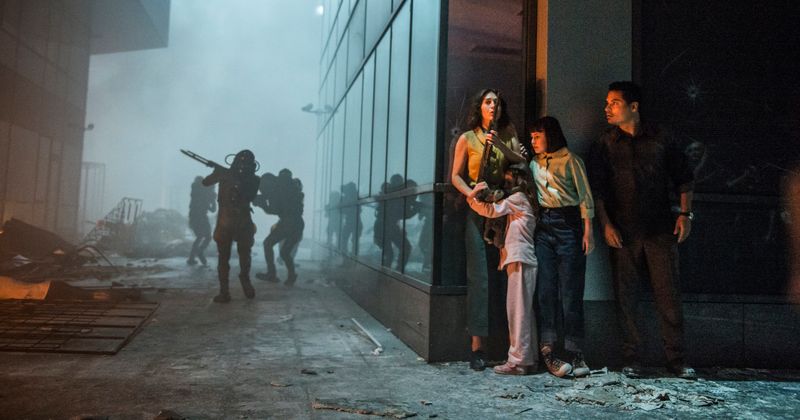 Netflix's 'Extinction': Director Ben Young explores 'fear of the unknown' in upcoming alien invasion flick