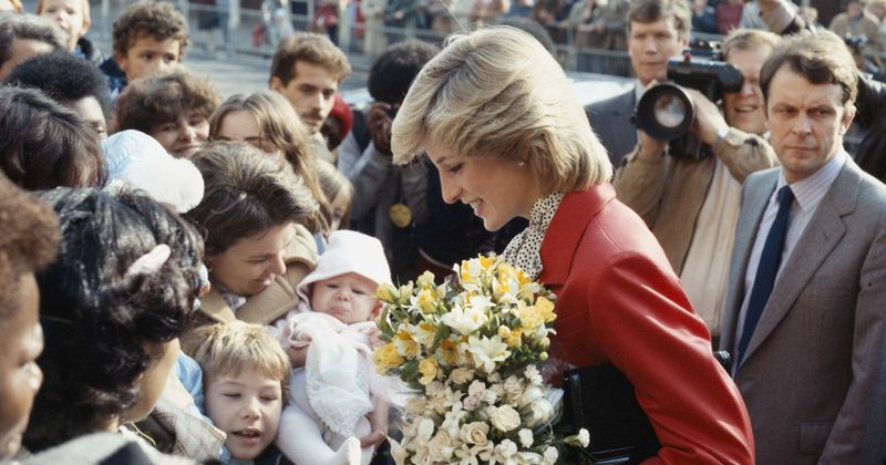 Meghan Markle has to follow a certain bedtime routine that Princess Diana found difficult when she stayed with the Queen