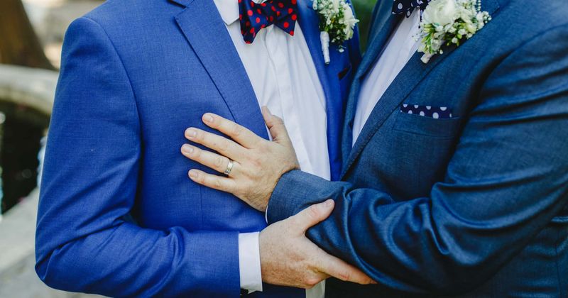 Oklahoma woman melts hearts as she offers to be a stand-in mom at LGBTQ weddings