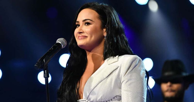 Demi Lovato was reportedly using meth days before she overdosed on heroin