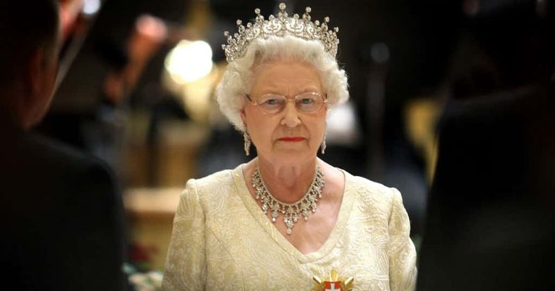 Will the Queen step in? Meghan Markle so hurt by father Thomas's behaviour that royal aides hold crisis meeting