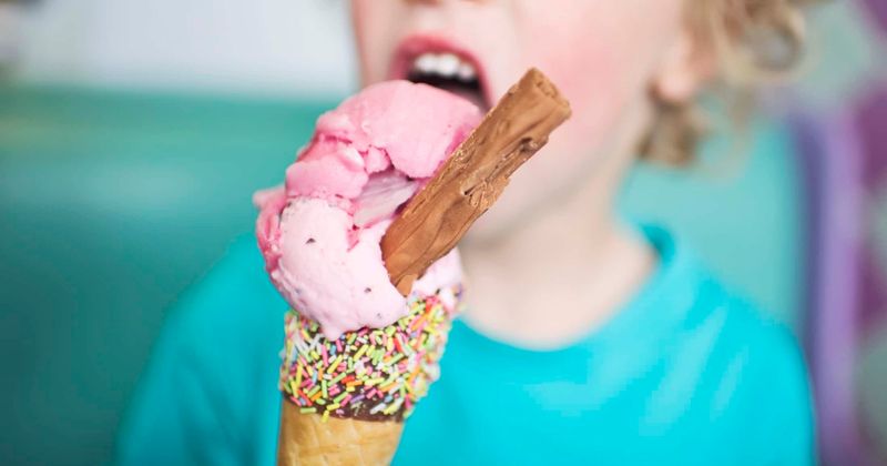Video: Dad feeds children ice cream laced with laxative, films them crying in pain