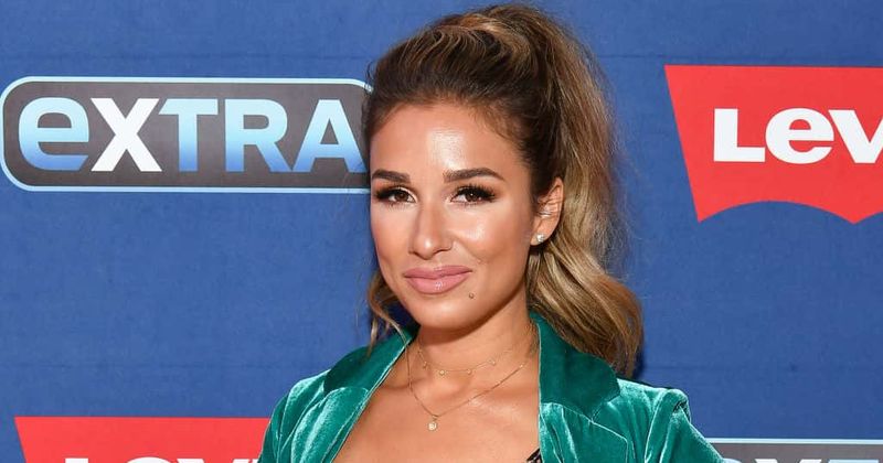 Jessie James Decker faces MAJOR backlash after posting pic of herself holding a glass of wine while breastfeeding baby