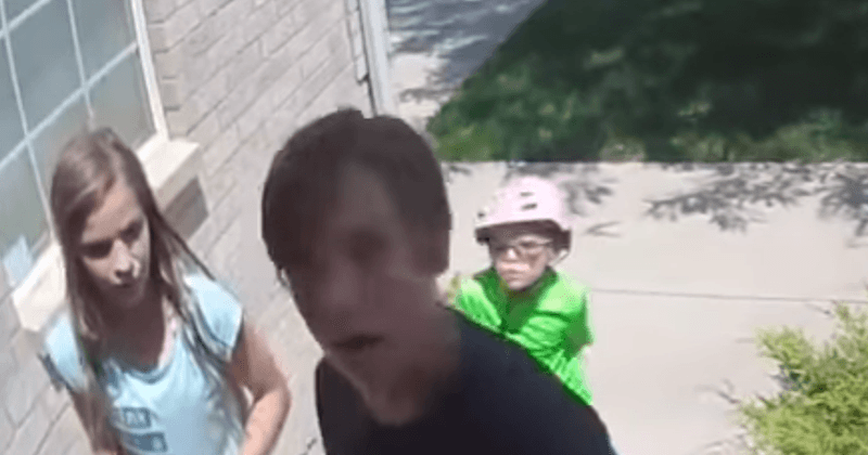 Three children return wallet filled with $700 to owner proving the 'spoilt millennial' is just a weary trope