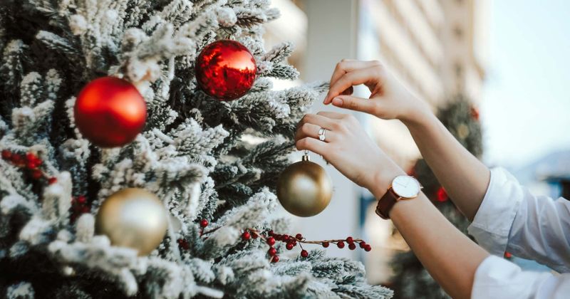 People who put up Christmas decorations earlier are happier, according to new research