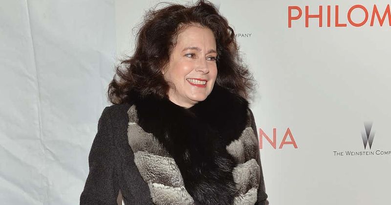 'Blade Runner' actress Sean Young caught on surveillance cameras stealing $12,000 of laptops from NYC store