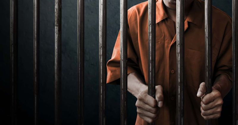 KINKY ROMP GONE WRONG: Man stabs woman in the neck killing her during 'sadomasochistic sex'