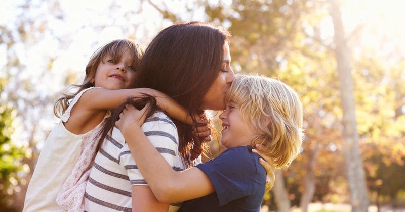 IT'S CONFIRMED: Secondborns get less attention, care from mothers than older sibling