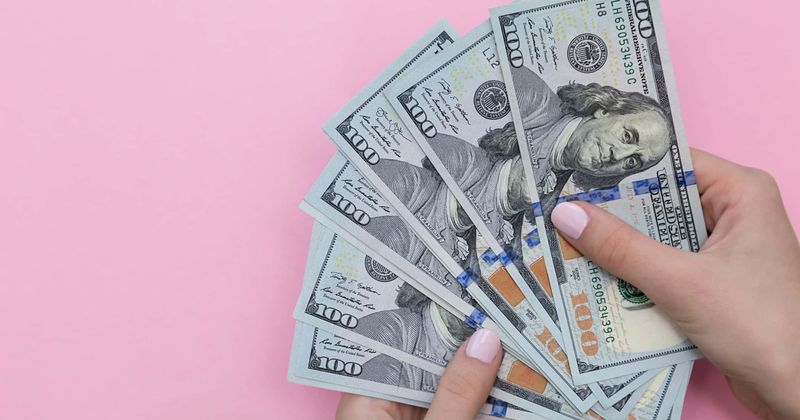 Who says crime doesn't pay! Teen whose mugshot went viral set to rake in the cash