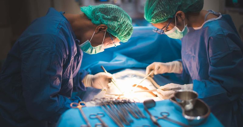 Man with folds of excess skin after dramatic weight loss says it's a 'blessing' to have it removed