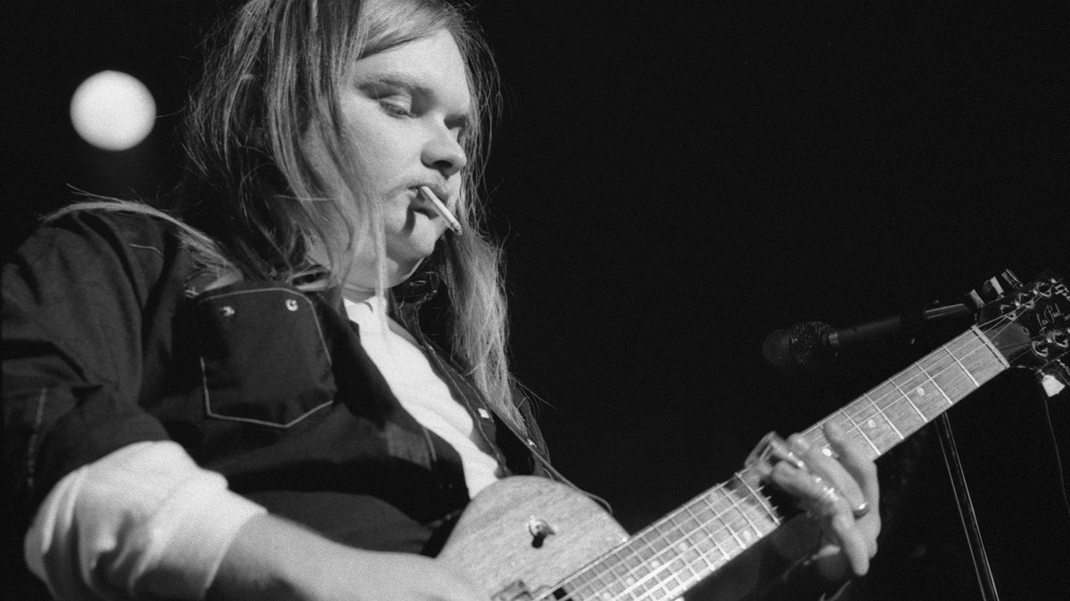 Ed King, ex guitarist of Strawberry Alarm Clock and Lynyrd Skynyrd, gave us the unforgettable opening riff to 'Sweet Home Alabama'. (Image Source: Twitter)