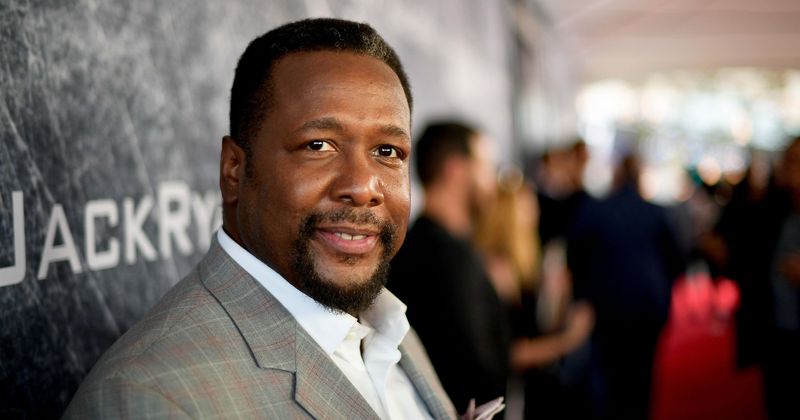 Meghan Markle's 'Suits' dad Wendell Pierce has some advice for Thomas Markle
