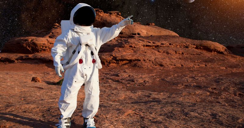 Red wine compound can help astronauts going to Mars stay strong by preventing their muscles from weakening