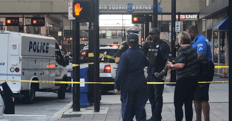 BREAKING NEWS: 3 dead, 4 critically injured as gunman opens fire at Cincinnati bank