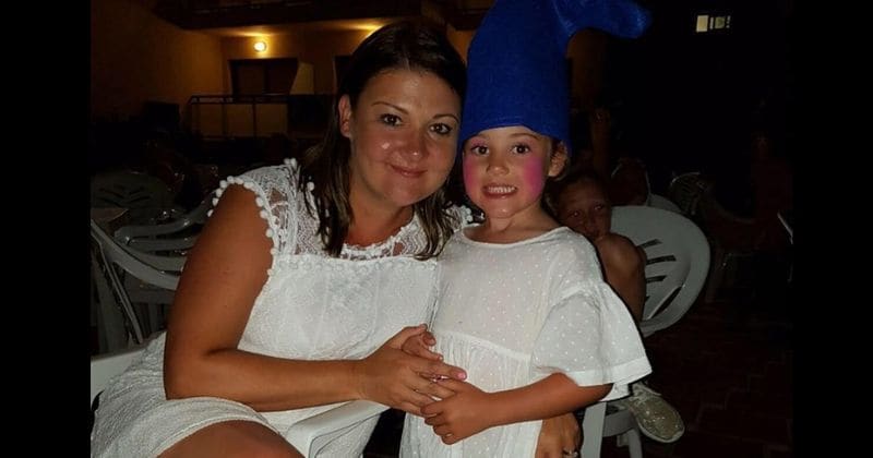 7-year-old girl hospitalised with a bad infection after she got her ears pierced at Claire's