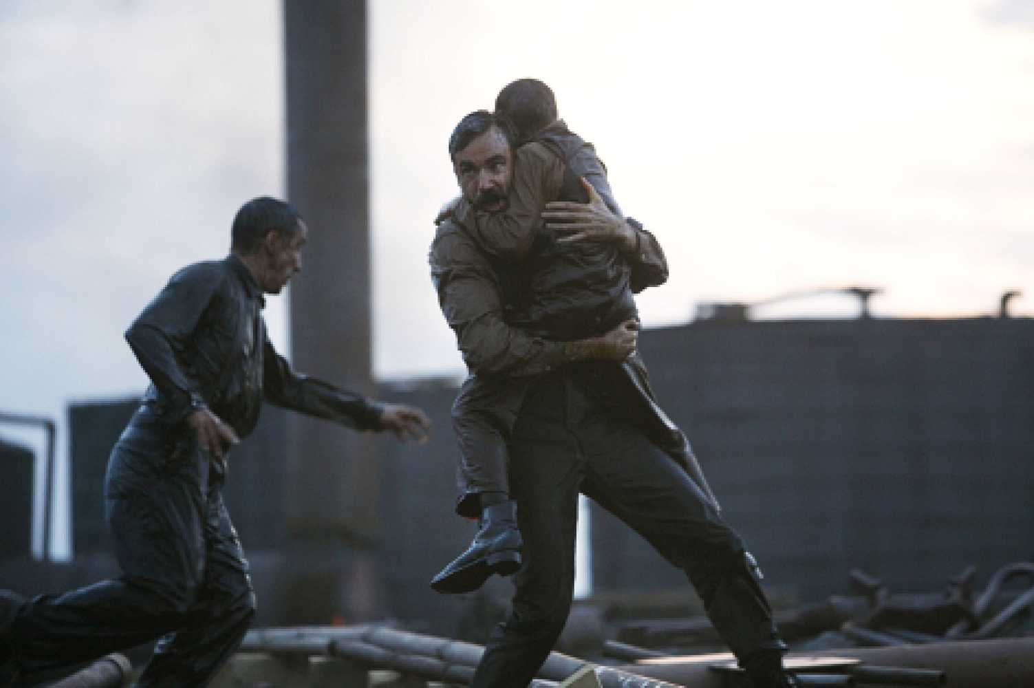 The film tells the story of a father who cons people using his adopted son (IMDb)