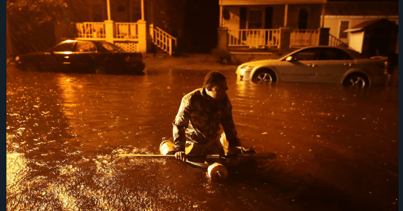 Hundreds trapped as Hurricane Florence unleashes 10-foot storm surge causing 'catastrophic' flooding