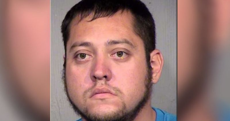 Pervert pretends to have Down syndrome and hires female caregivers to bathe him and change his diapers