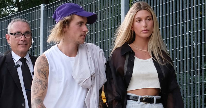 Justin Bieber serenades 'wife' Hailey Baldwin with a busking gig outside Buckingham Palace