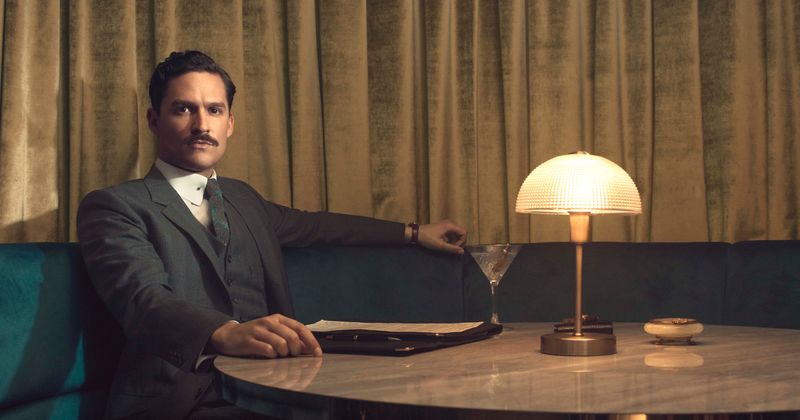 'Pennyworth' hints Ben Aldridge's Thomas Wayne was probably a crime-fighter before moving on to quiet life as a surgeon