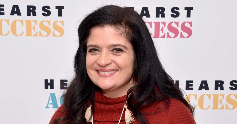 'Supermarket Stakeout': Release date, plot, cast and all you need know about Alex Guarnaschelli's new show on Food Network