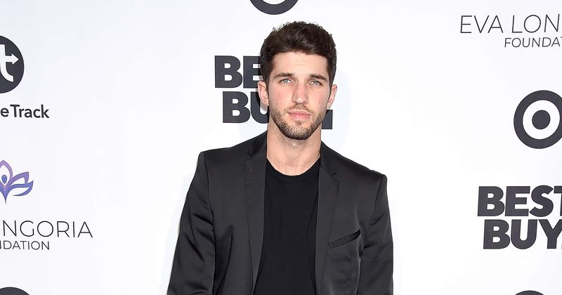 'Grand Hotel' star Bryan Craig on how his 'General Hospital' experience helped him settle into his new character