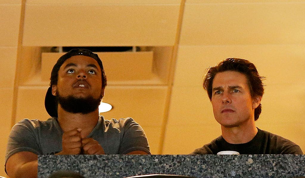 Tom Cruise (R) and his son Connor Cruise watch the Maryland Terrapins play against the Connecticut Huskies during the NCAA Women's Final Four Semifinal at Amalie Arena on April 5, 2015 in Tampa, Florida. (Photo by Mike Carlson/Getty Images)