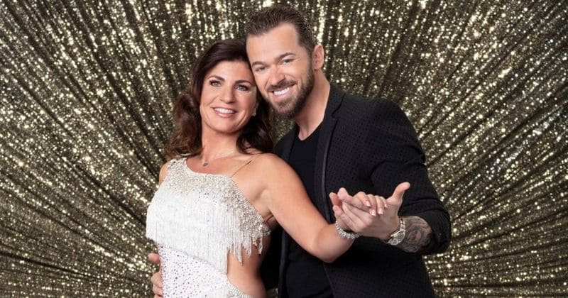 'Dancing with the Stars': Danelle Umstead makes history with poignant performance as first blind contestant on the show