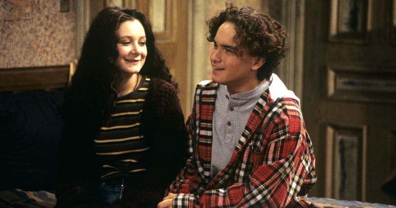 'The Conners': Johnny Galecki to reprise Roseanne role with Juliette Lewis cast as his girlfriend