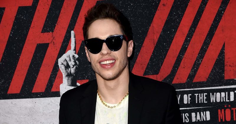 Pete Davidson loses temper, calls Florida students morons and idiots for using phones during comedy gig