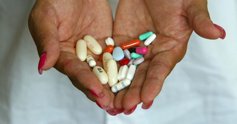 Women's breast cancer risk doubles if they use menopausal hormone therapy for 10 years rather than 5