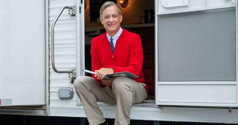 Mr. Rogers FIRST LOOK: Tom Hanks dramatic transformation as Fred Rogers will melt your heart