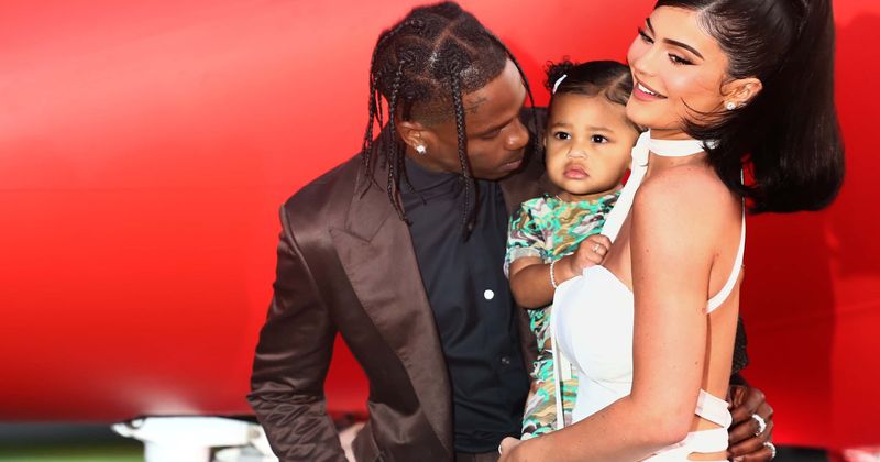 Kylie Jenner sparks rumors of split with beau Travis Scott in cryptic message on her Instagram photo