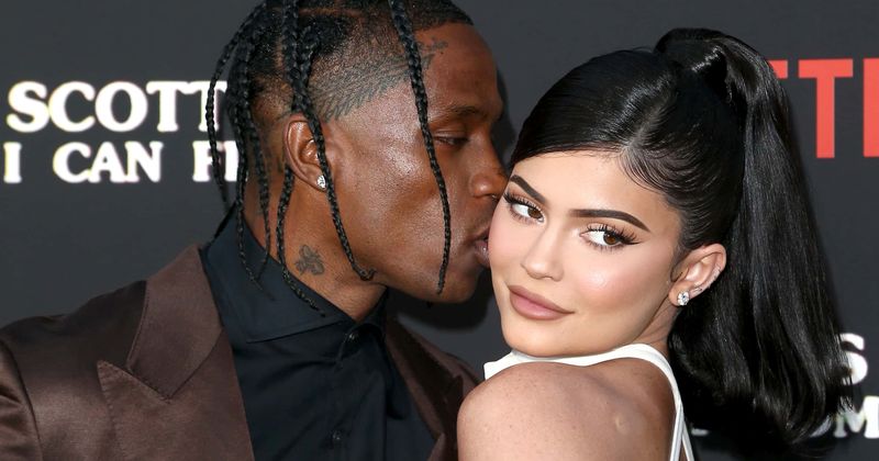 Kylie Jenner shuts down breakup rumors with Travis Scott by posting adorable family photo