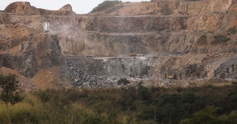 Son tries to save father from falling off rocky ledge but both plunge to death in abandoned Connecticut quarry