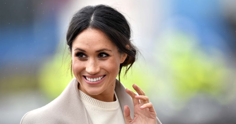 "It doesn’t mean we love you any less": Samantha Markle issues grovelling apology to Meghan after being slammed on TV