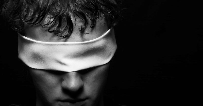 Woman chops off blindfolded lover's penis using garden shears during BDSM session for treating her like a 'trophy'