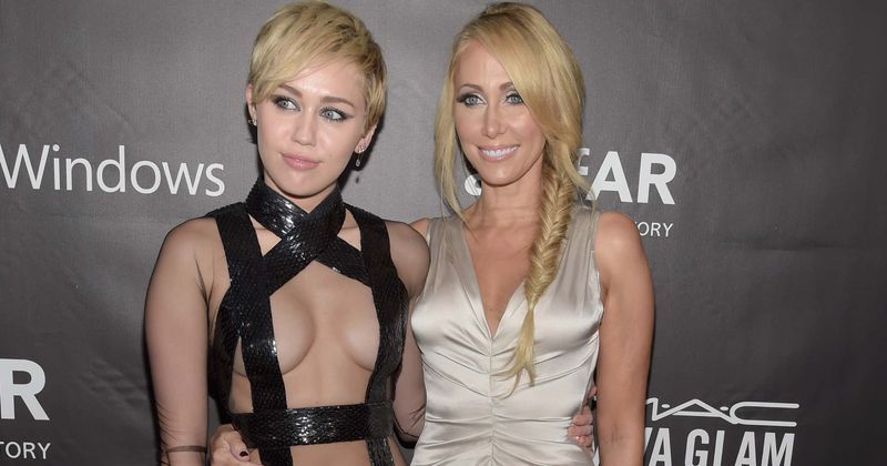 Miley Cyrus's mother calls her "disgusting," "bratty millennial" for posting photos on Instagram instead of enjoying sunset during family vacation
