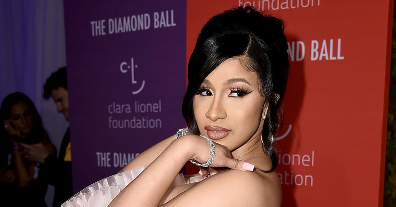 Offset surprises Cardi B with 'Titanic' heart-shaped diamond ring for her 27th birthday