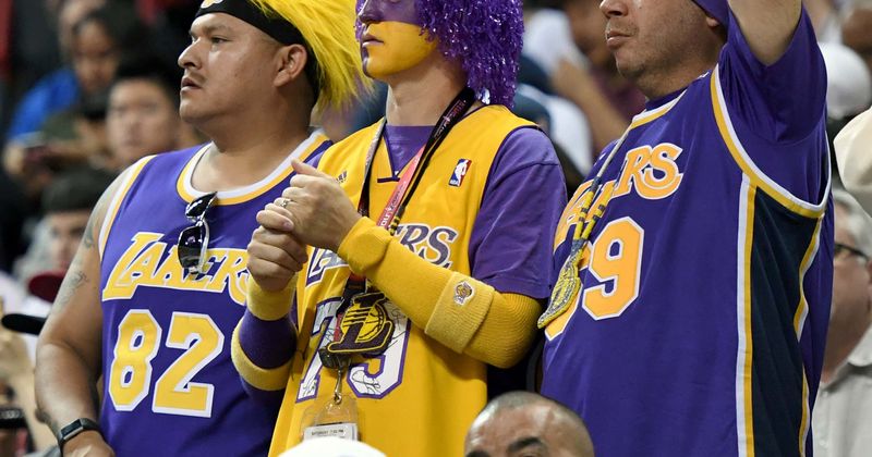 Lakers fan raises whopping $43k for printing 'Stand with Hong Kong' t-shirts to be distributed free at season opener