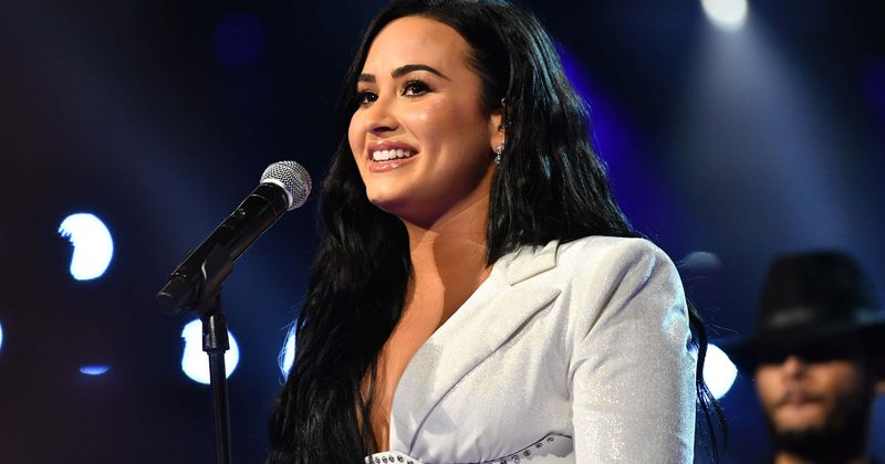 Demi Lovato nude pics reportedly leaked via Snapchat after her account was hacked