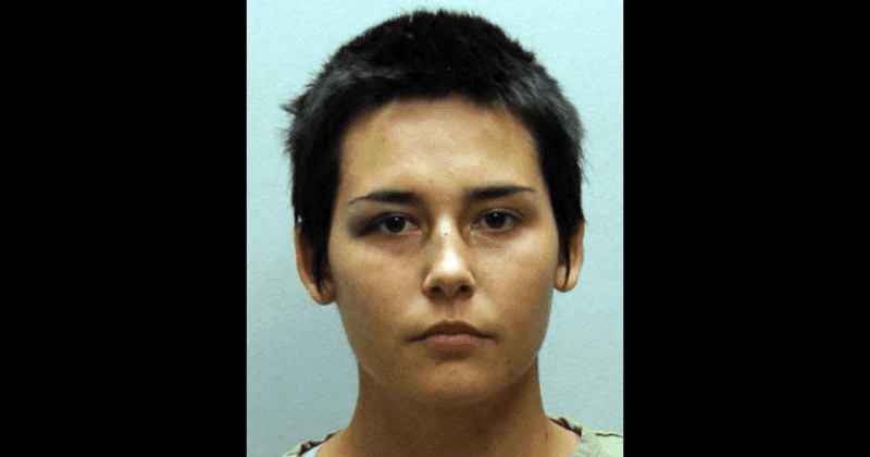 Ohio mom finds female intruder giving 2-year-old son bath in middle of the night, holds her down till cops arrive