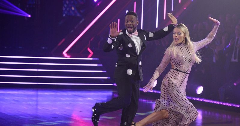 'Dancing With The Stars' Season 28: Fans claim Len Goodman needs to stop with his rude comments after he makes Whitney Carson cry