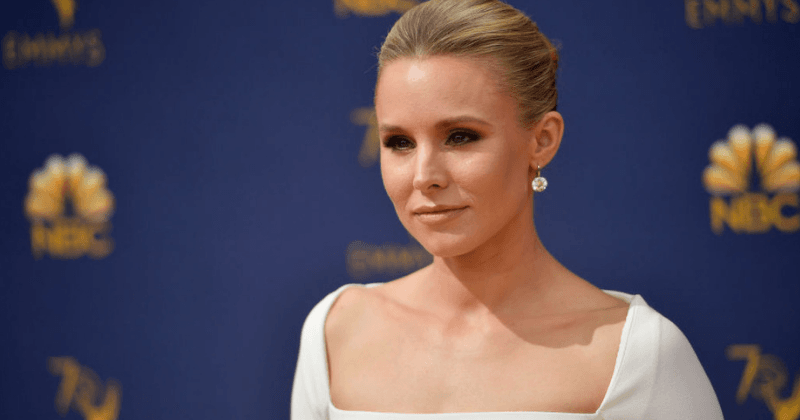 "You cannot kiss someone if they’re sleeping!": Kristen Bell unhappy with the message 'Snow White' sends to her children