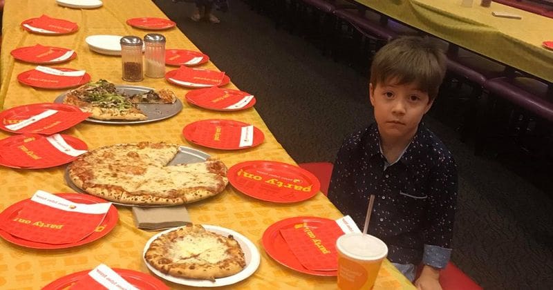 6-year-old boy had to celebrate his pizza-themed birthday party all alone because no one showed up