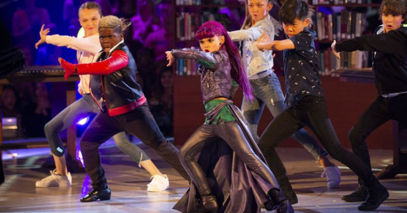 'Dancing With The Stars: Juniors': Were the judges extra strict on Ariana Greenblatt's 'Halloween Night' performance?
