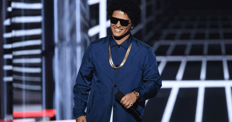 Bruno Mars to help provide 24K Thanksgiving meals to the needy in Hawaii
