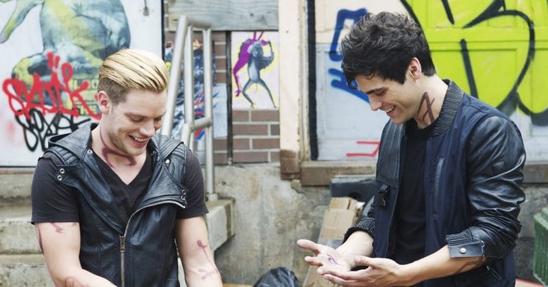 'Shadowhunters': Matthew Daddario and Dominic Sherwood tease Malec's future and try to lie about Clary's fate
